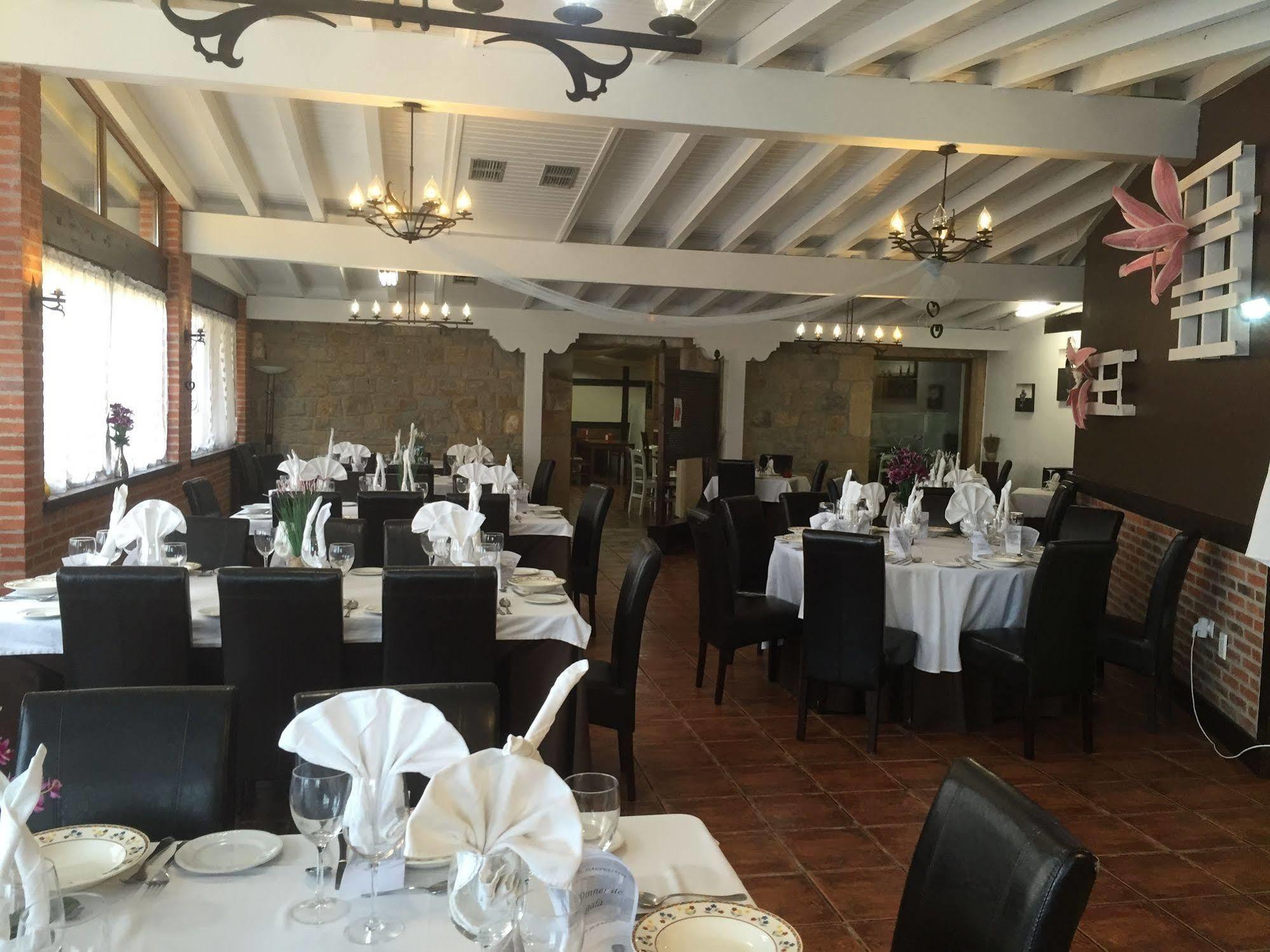 Hotel Marfrei Hinojedo Zewnętrze zdjęcie