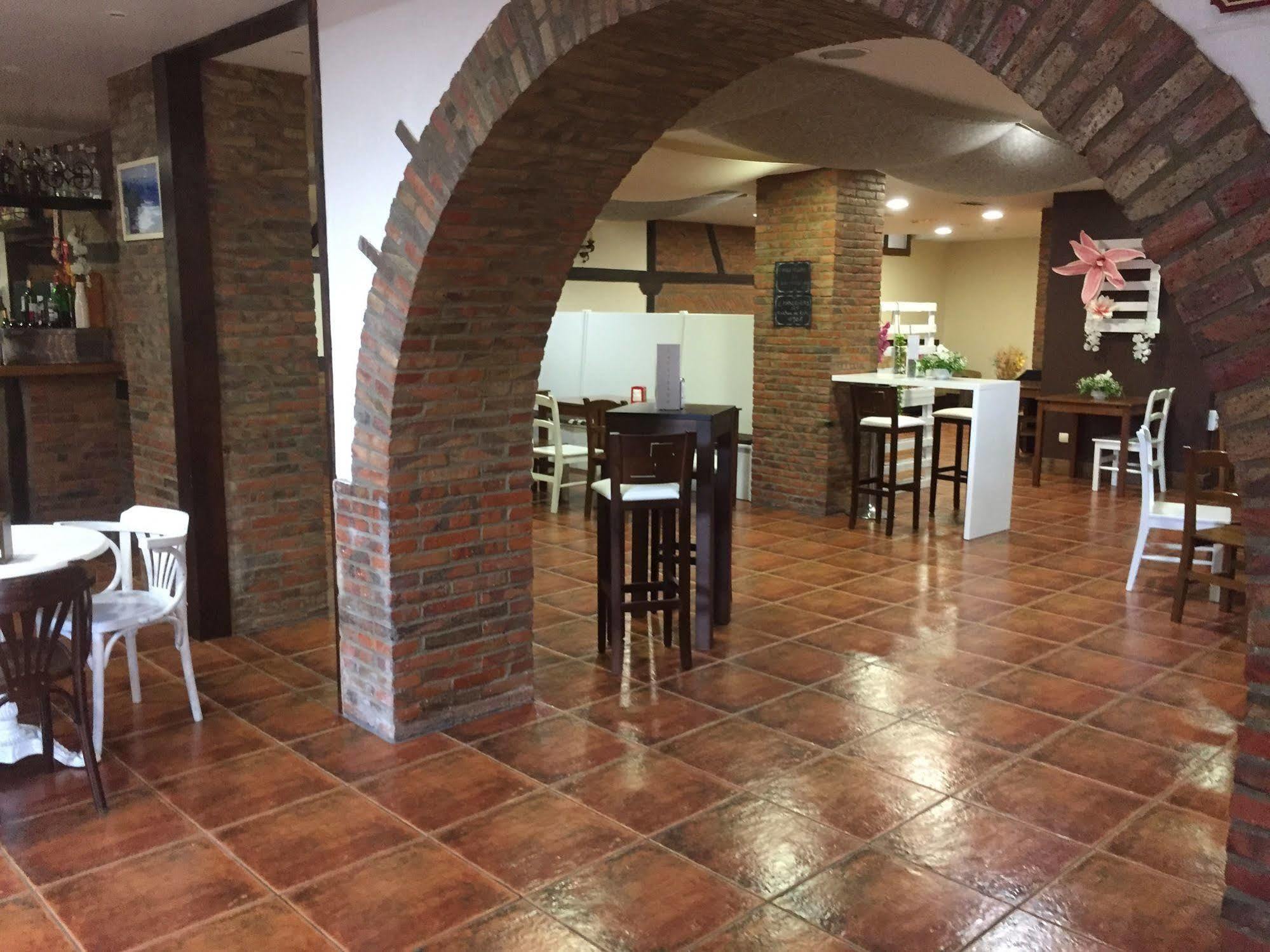 Hotel Marfrei Hinojedo Zewnętrze zdjęcie