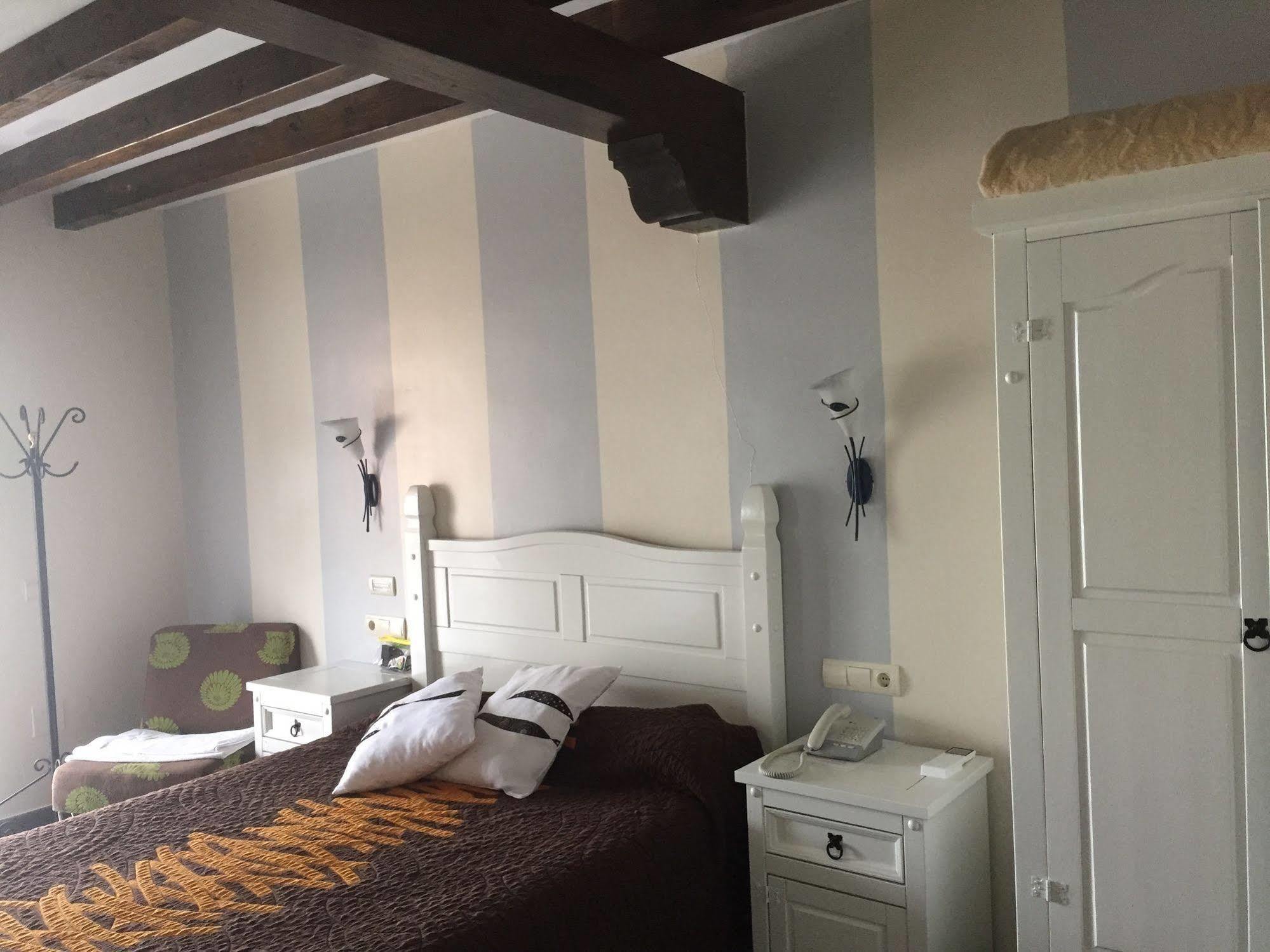 Hotel Marfrei Hinojedo Zewnętrze zdjęcie